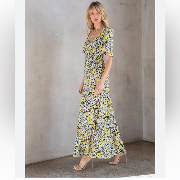 LOVESTITCH 💛🖤 Floral Animal print puff sleeve Maxi dress - Picture 2 of 6